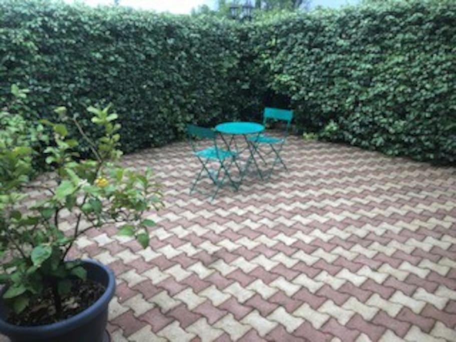 Maison Dans Une Propriete Avec Une Cour Corneilhan Buitenkant foto
